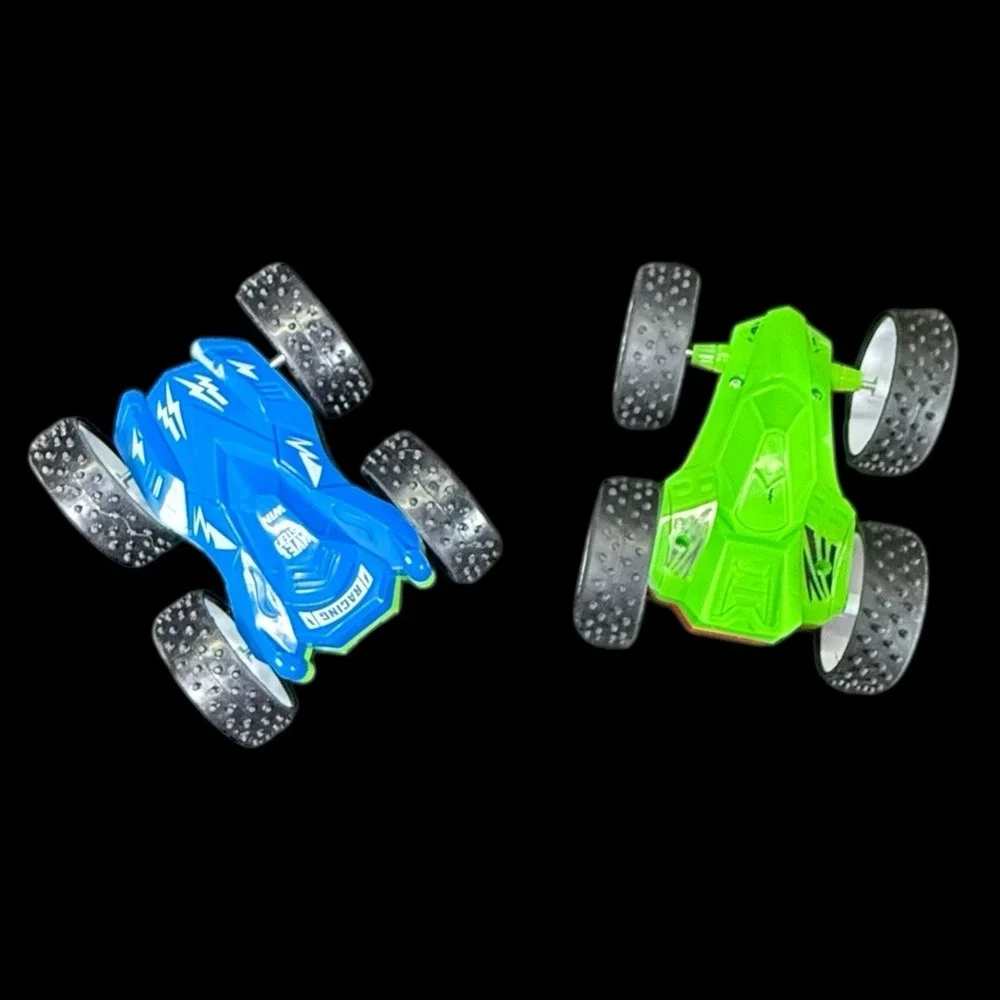2 Four-Wheeled Double-Sided Drive Inertia Toy Car‎  Stunt Blue/Green/Red